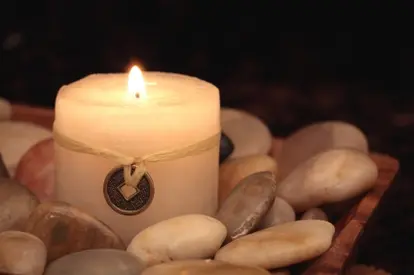 Feng shui candle source:istock permission:licensed