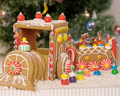 Gingerbread train; used under license from Istockphoto.