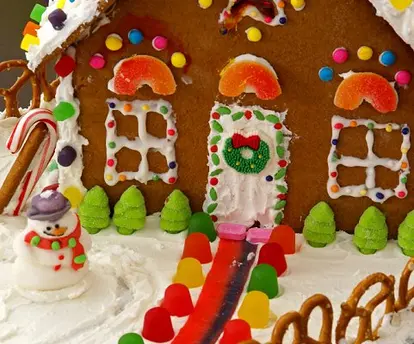 Gingerbread landscaping; used under license from Istockphoto.