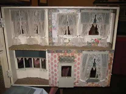 Doll house Image: sondrakrueger permission on file