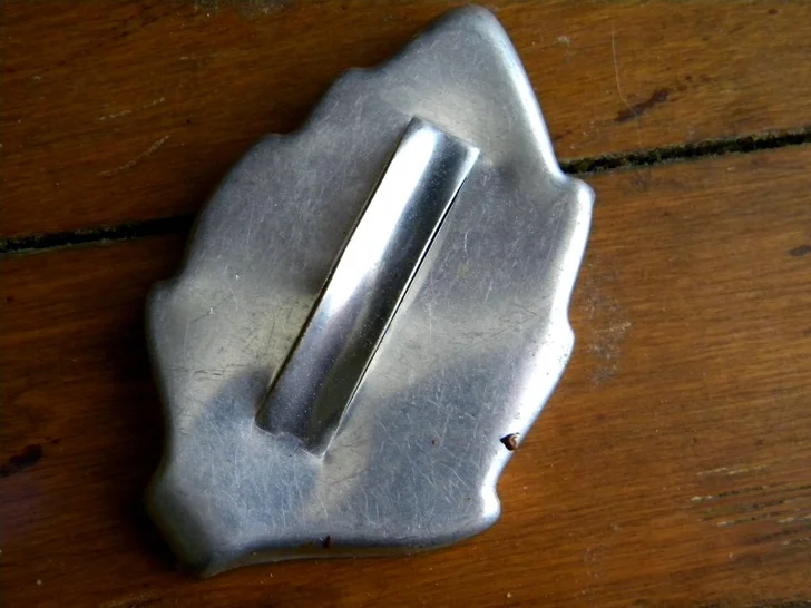 Leaf cookie cutter