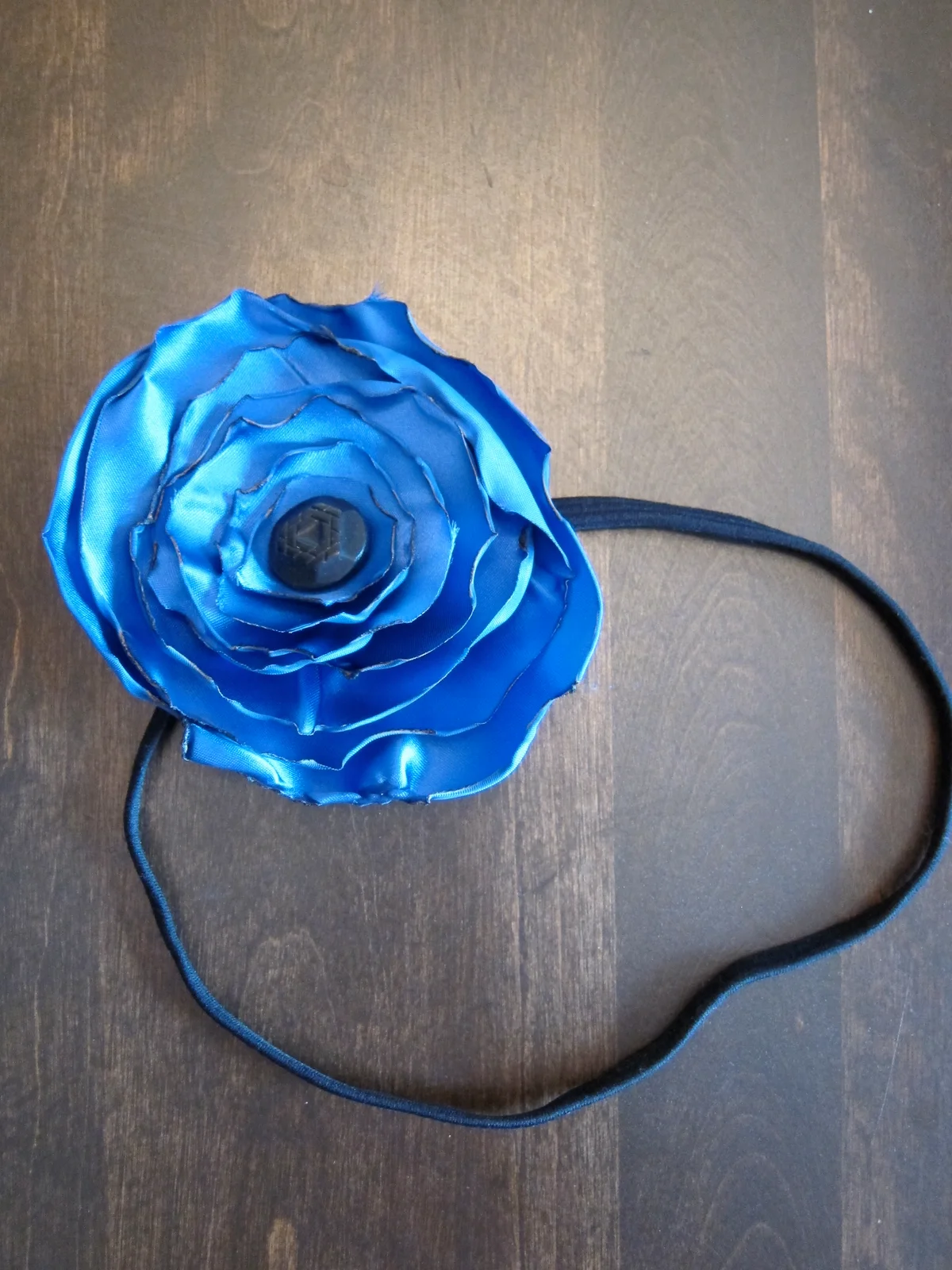 singed flower headband