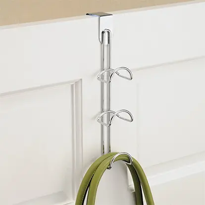 InterDesign Classico Over-the-Door Holder, http://www.amazon.com/gp/product/B008VQIGBK/ref=as_li_tl?ie=UTF8&camp=1789&creative=390957&creativeASIN=B008VQIGBK&linkCode=as2&tag=lovetoknow-20&linkId=YTQILI2AJQOPBOVJ