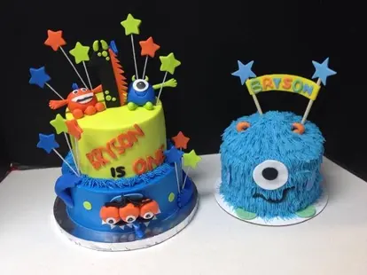 Monster theme birthday cake with smash cake