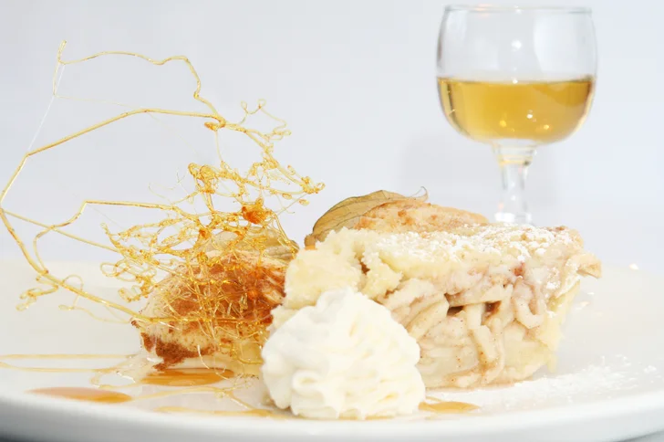 apple pie and wine