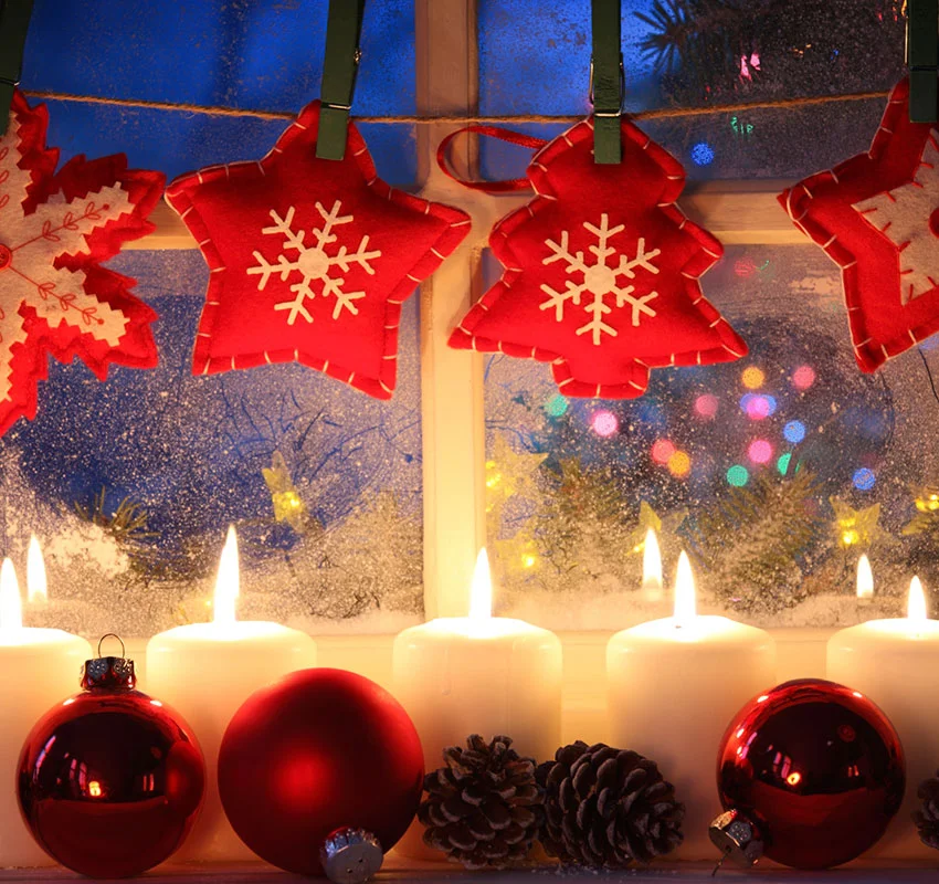 Ornament garland and candles