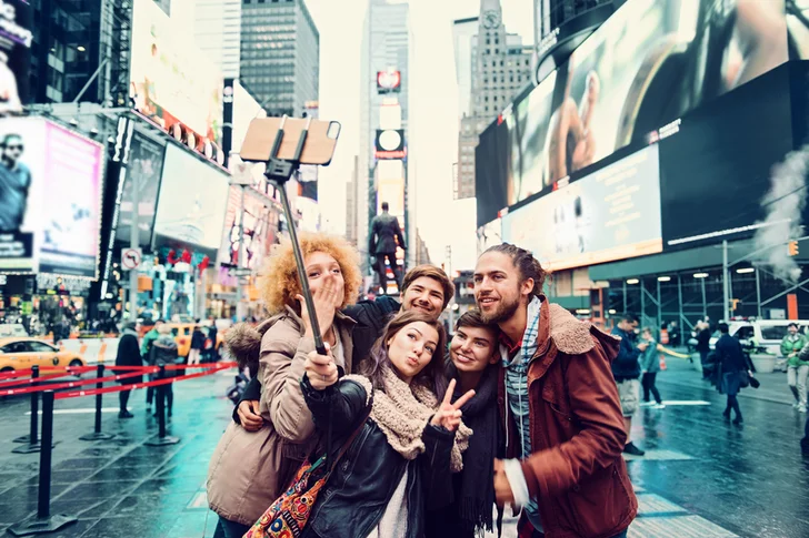 friends taking selfie