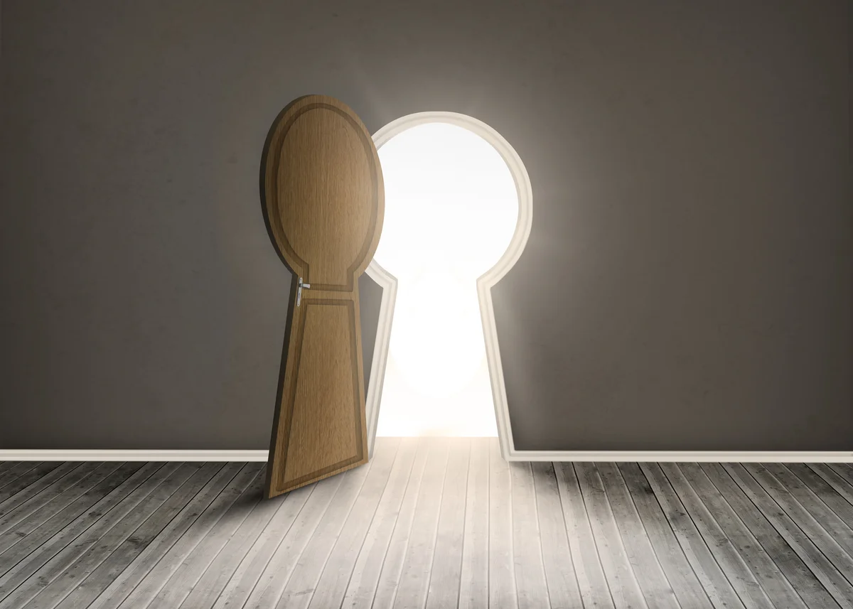 Keyhole escape