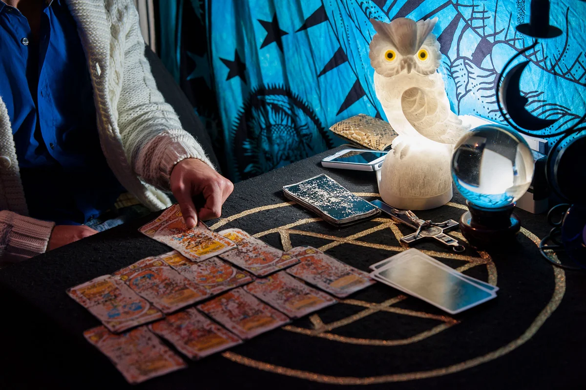 Tarot Card Reader