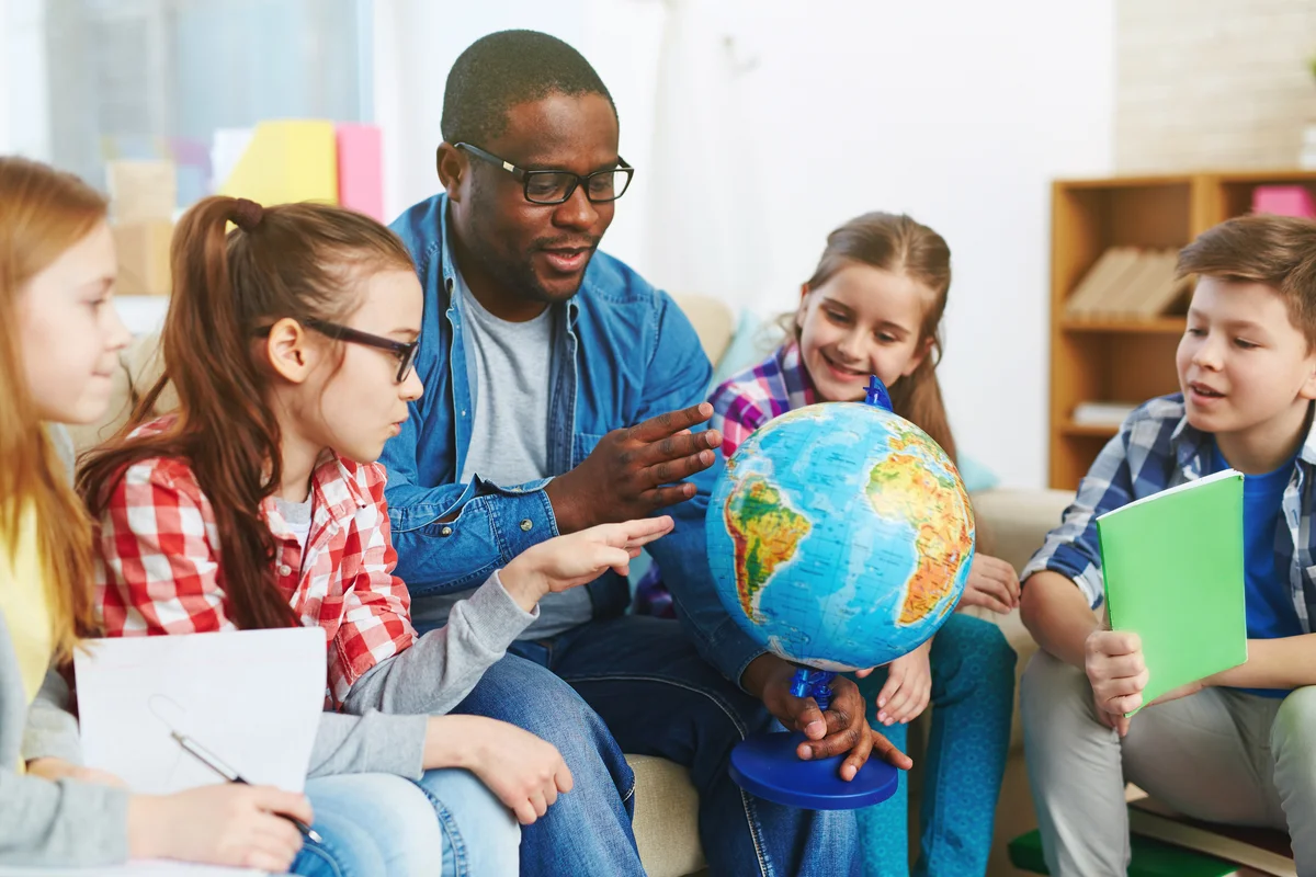 teaching geography to students