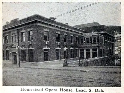 Homestake Opera House (https://www.flickr.com/photos/charmainezoe/12664544474) / https://creativecommons.org/licenses/by/2.0/