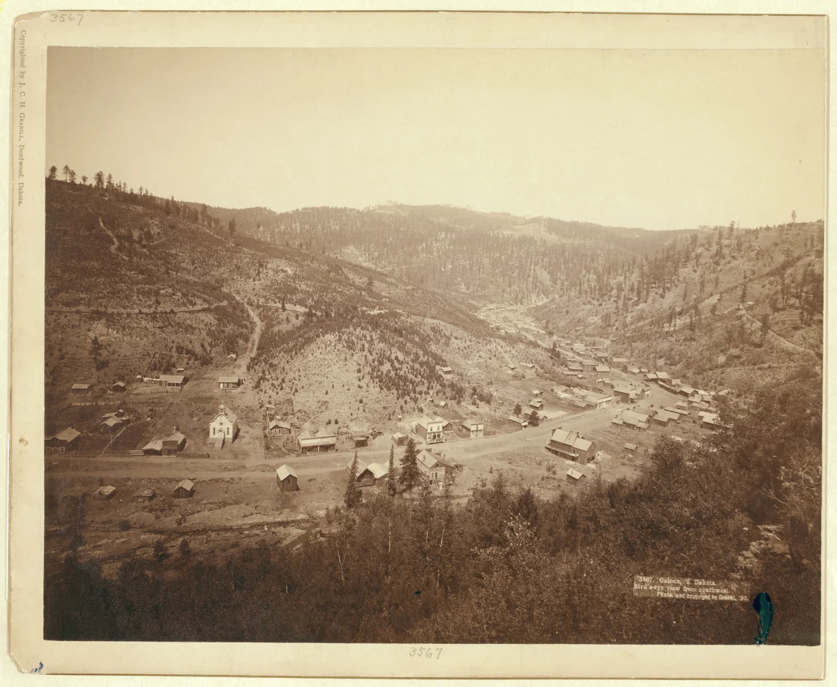 Galena, S. Dakota. Bird's-eye view from southwest by John C. H. Grabill [Public domain], via Wikimedia Commons