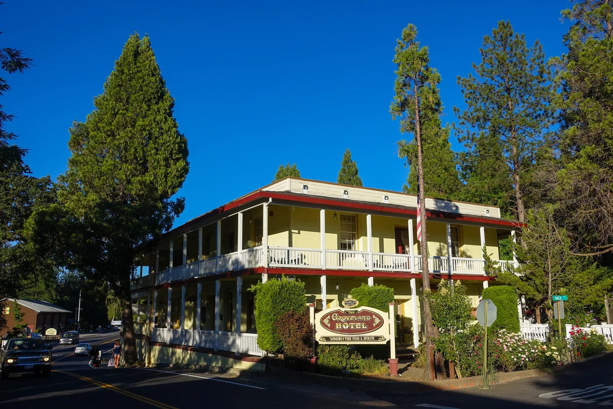 Groveland Hotel