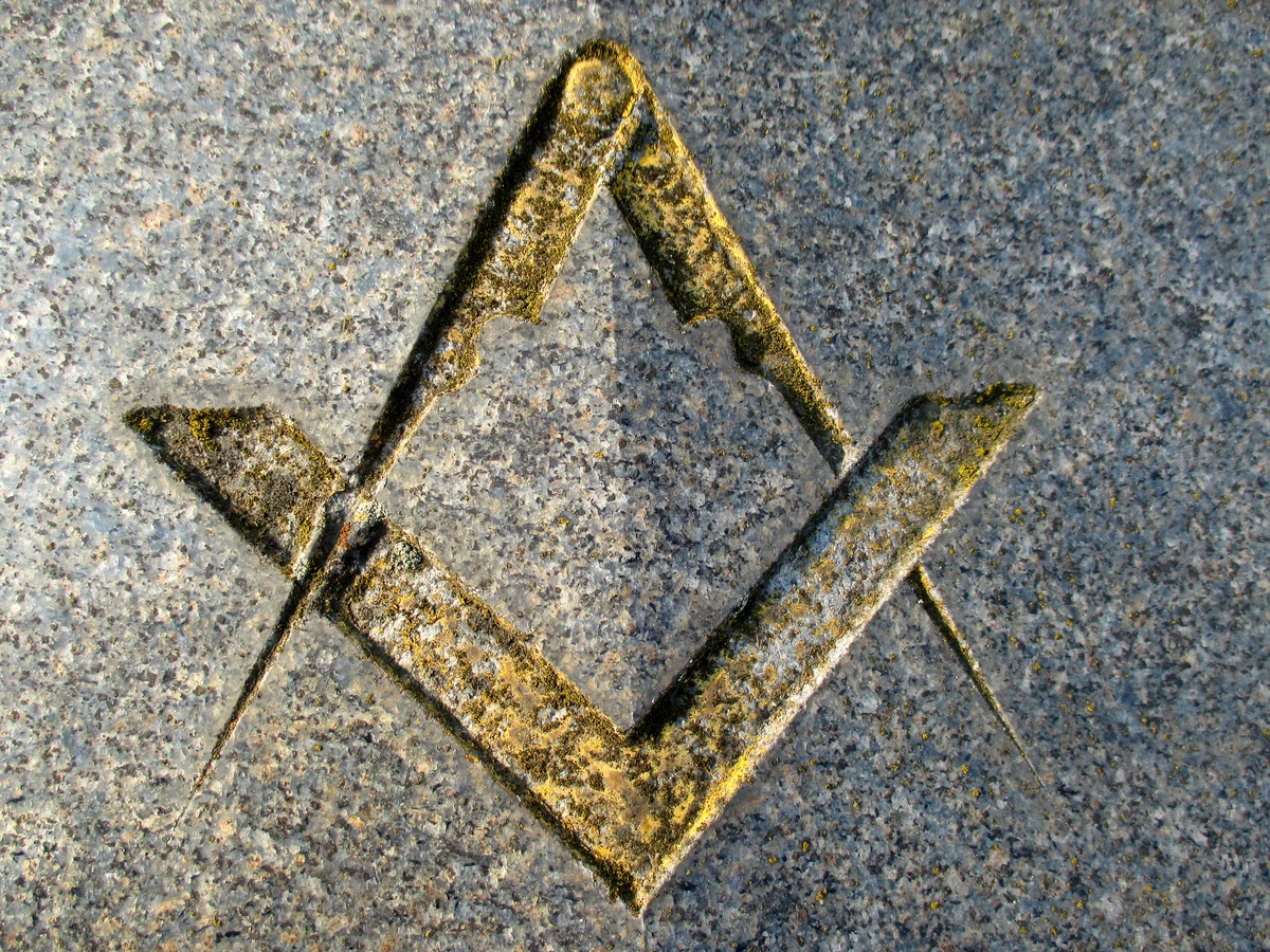 freemason headstone