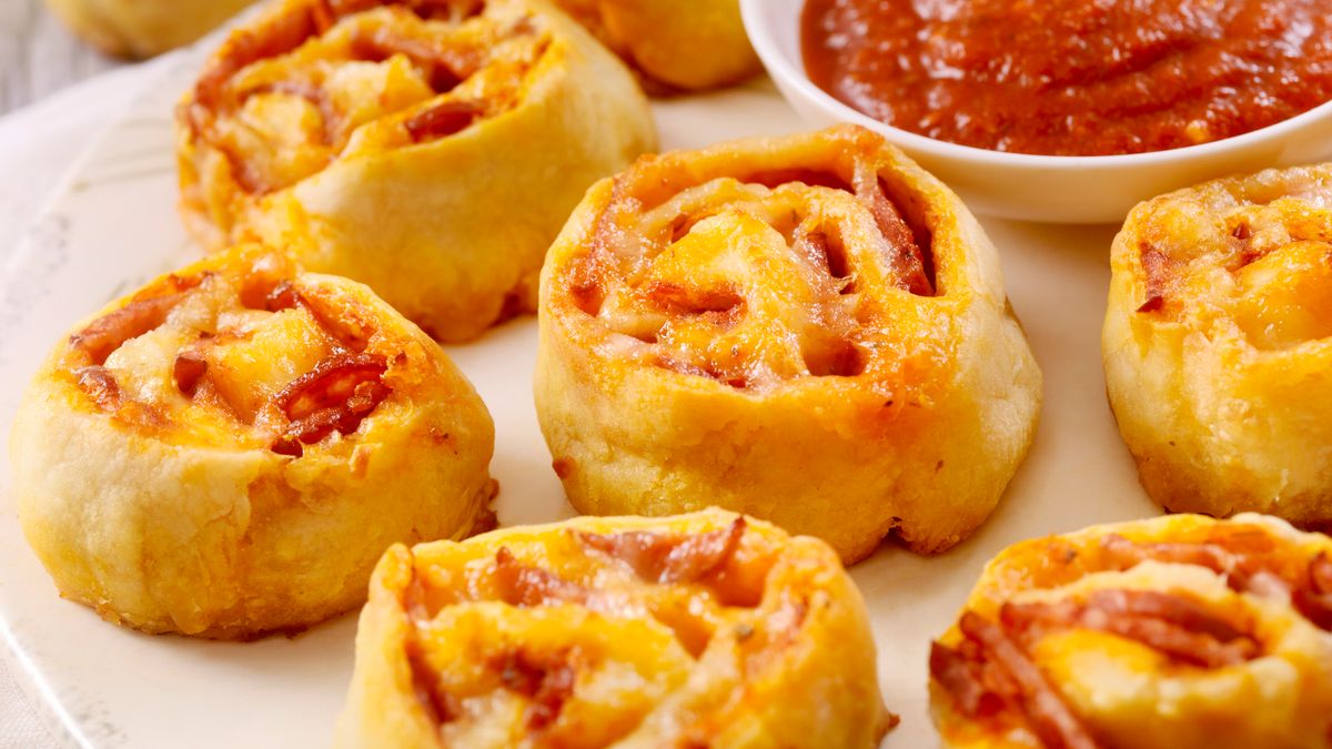 Easy-to-Make Pizza Roll Recipe That'll Have You Rollin' in Dough