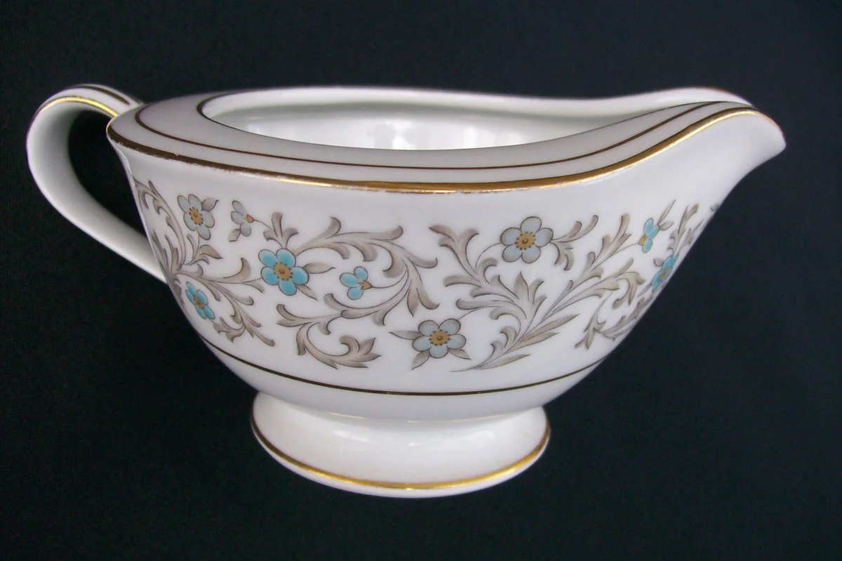 Noritake Dover Pattern Creamer