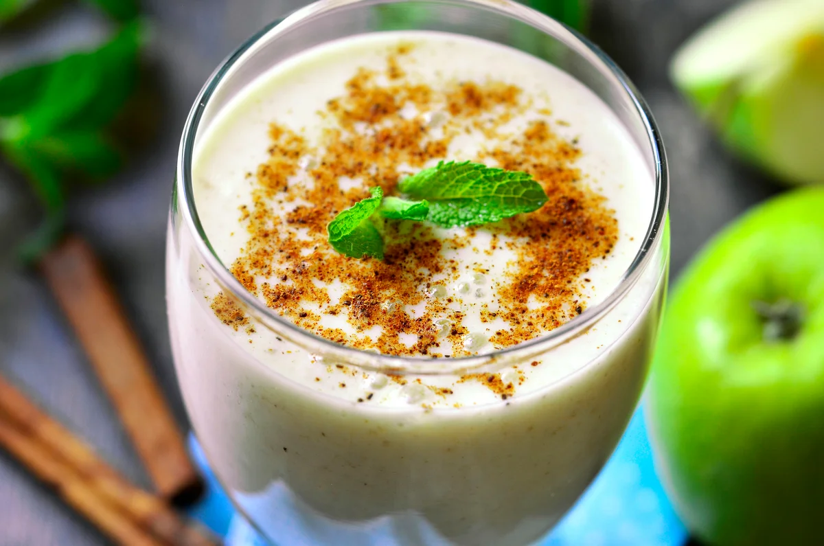 Apple Pie cocktail