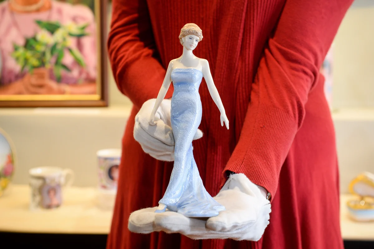 Royal Doulton figurine of Princess Diana