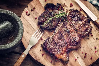 steak resting after cooking