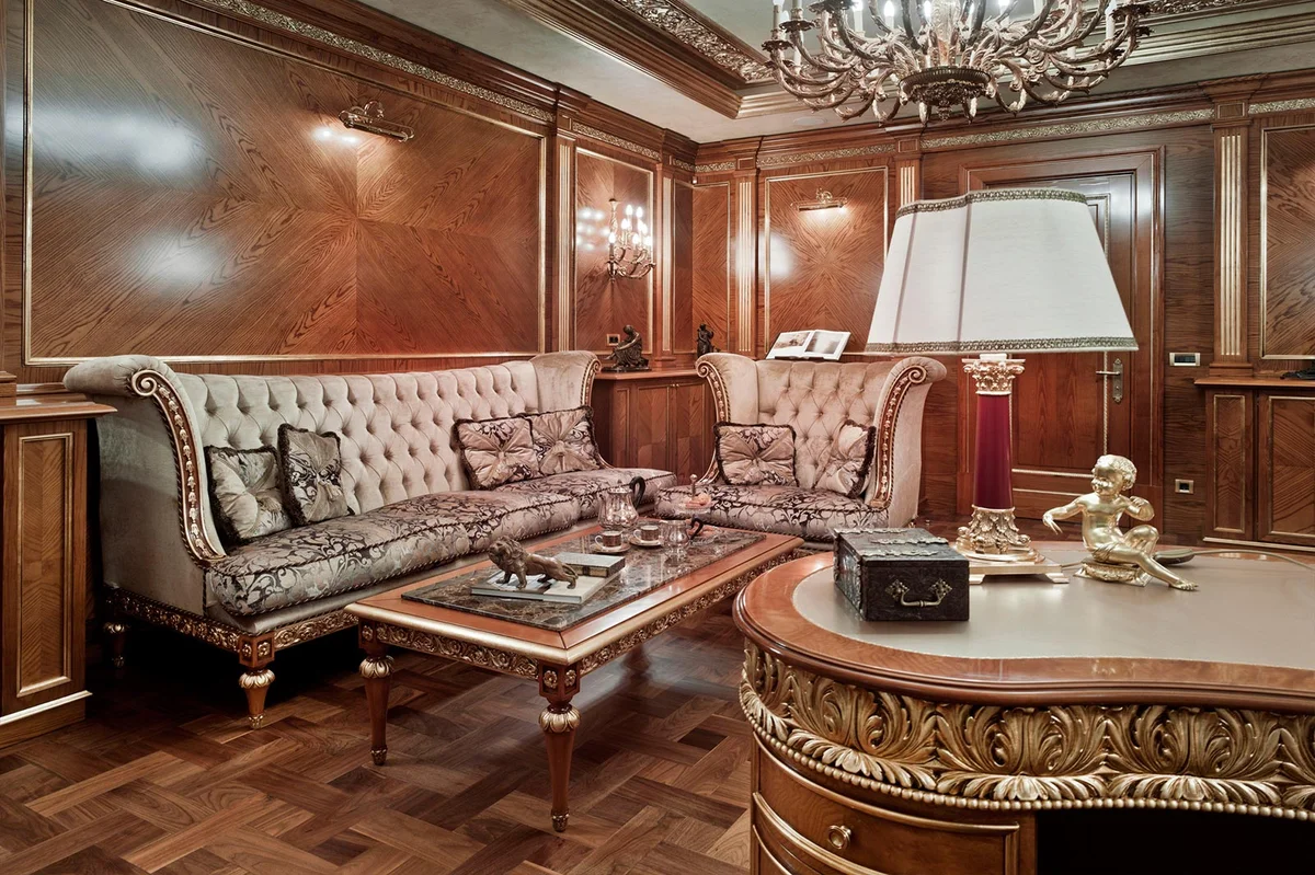 Ultra elegant writing room