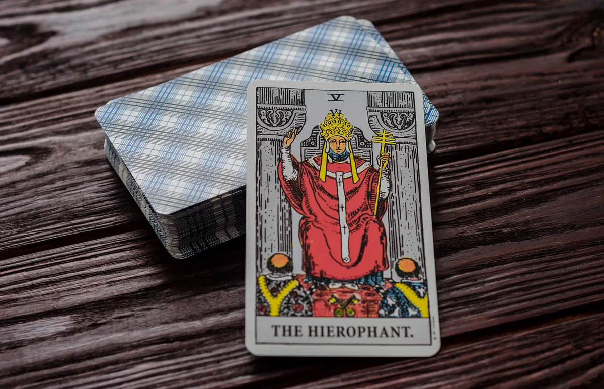 Hierophant card Tarot / ID 84732396 © Alena Dudaeva