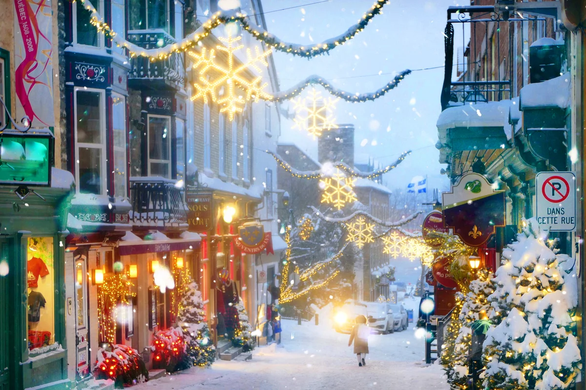 Christmas Street Decorations in Quebec