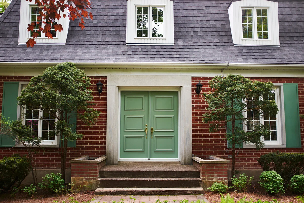 Cropped full frame view of house exterior