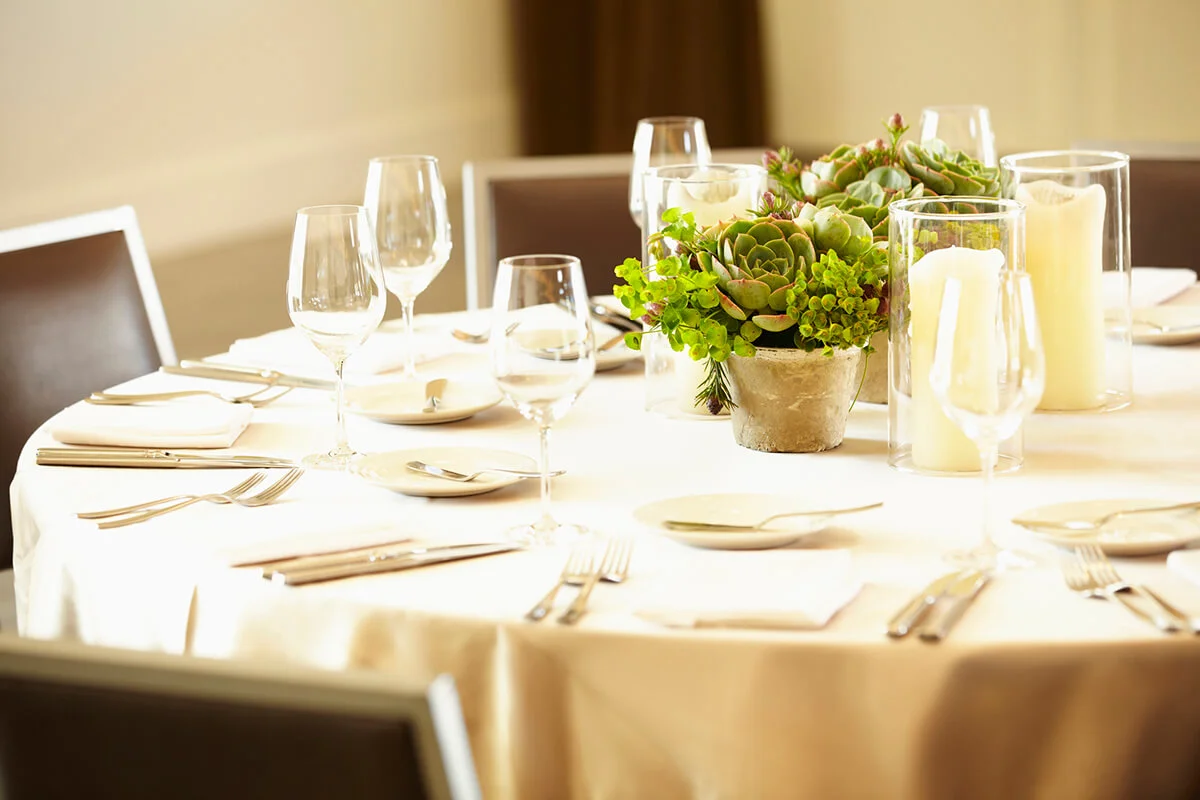 Elegant banquet dining room