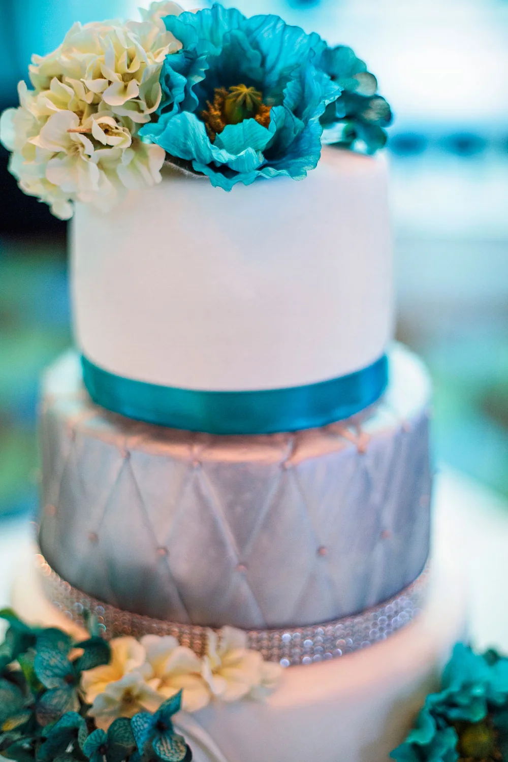 Blue and silver metallic quilted cake