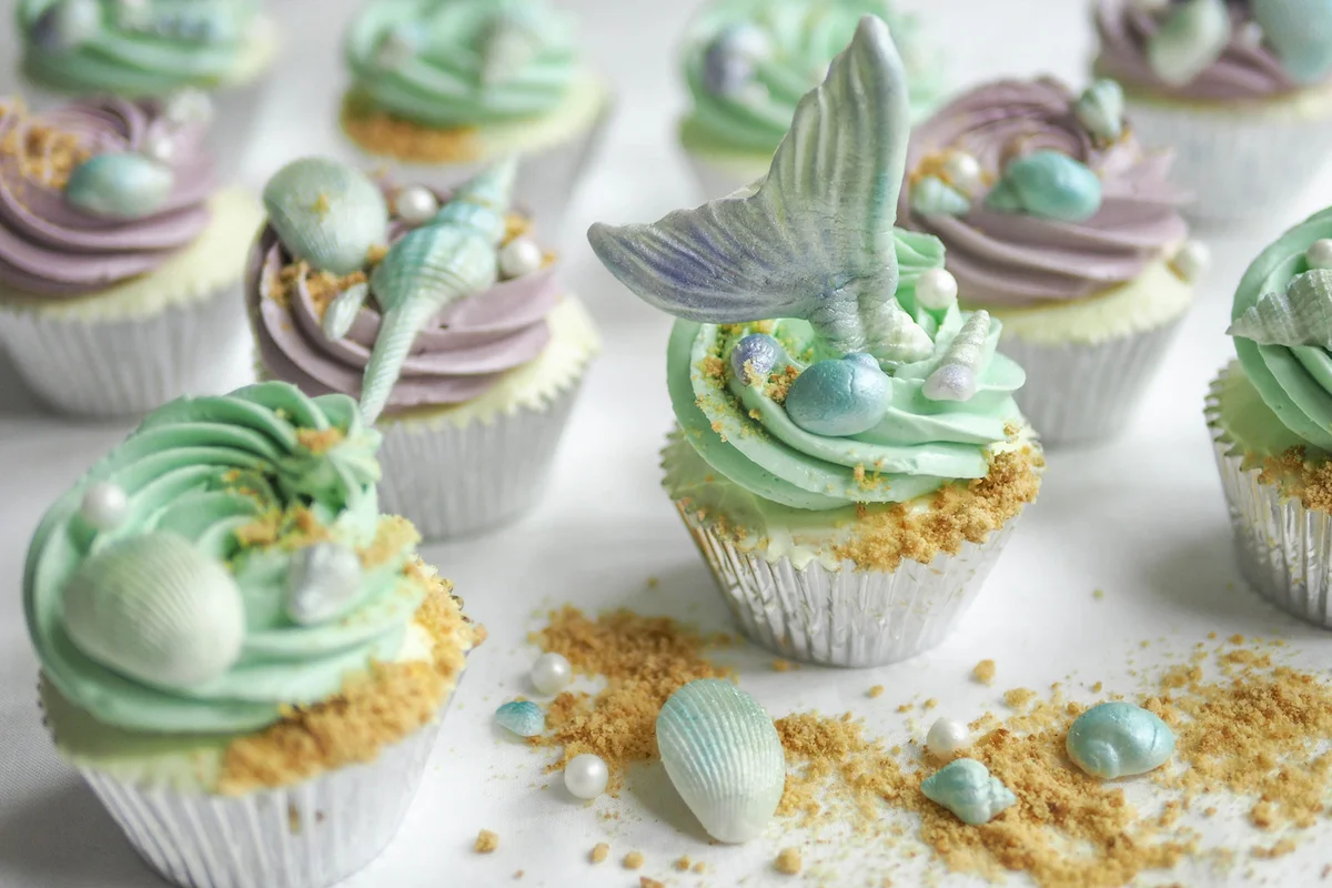 Mermaid fondant cupcakes with seashells