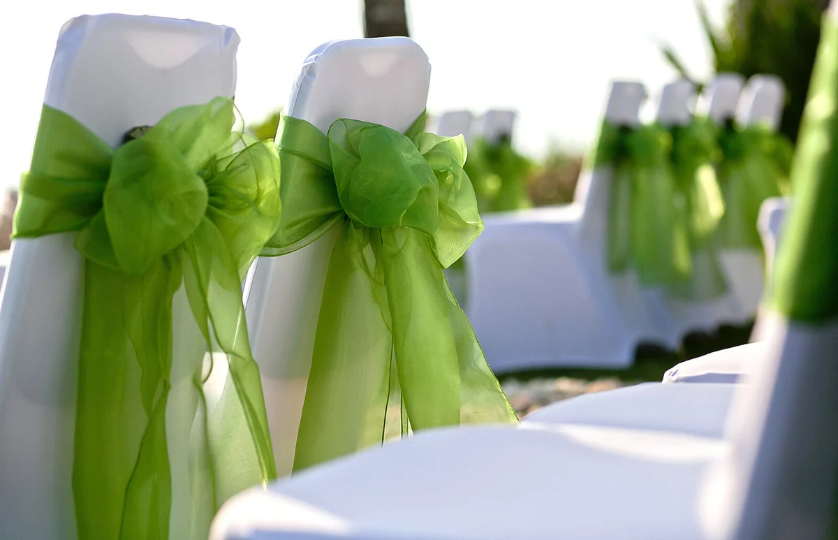 Wedding Ceremony Chairs With Covers And Bows