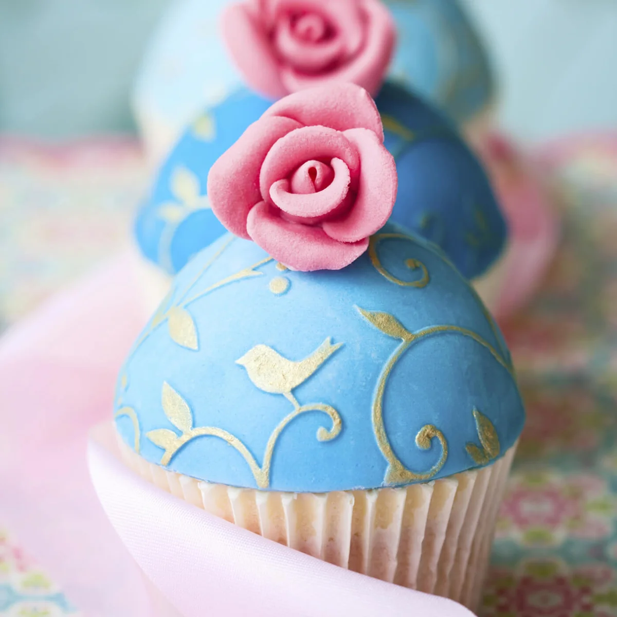 Robin's egg wedding cupcakes