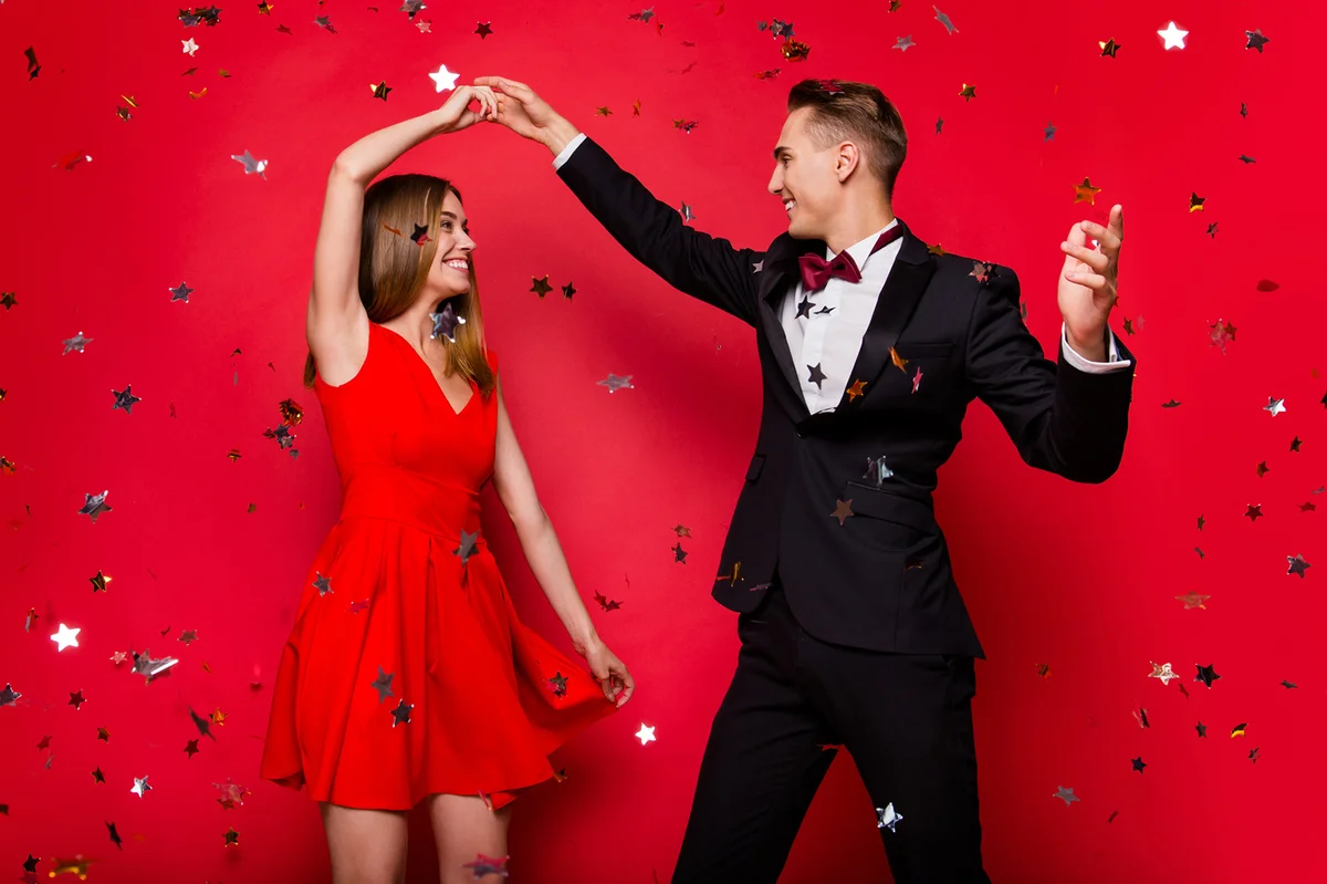 Couple portrait with silver stars