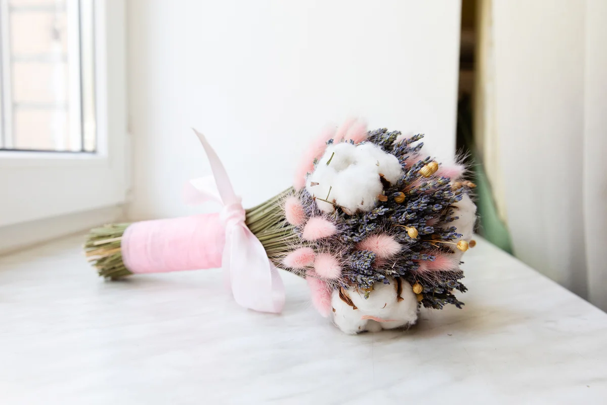 bridal bouquet with cotton