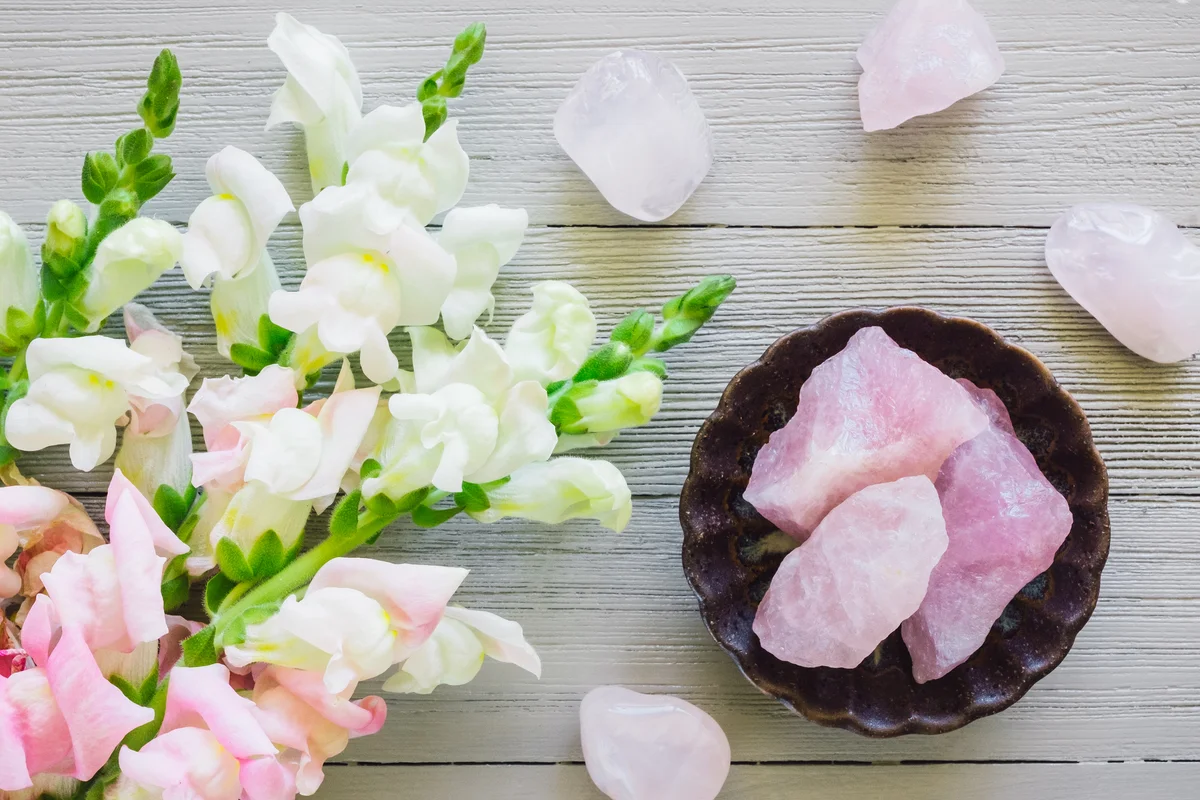 Rose quartz and flowers
