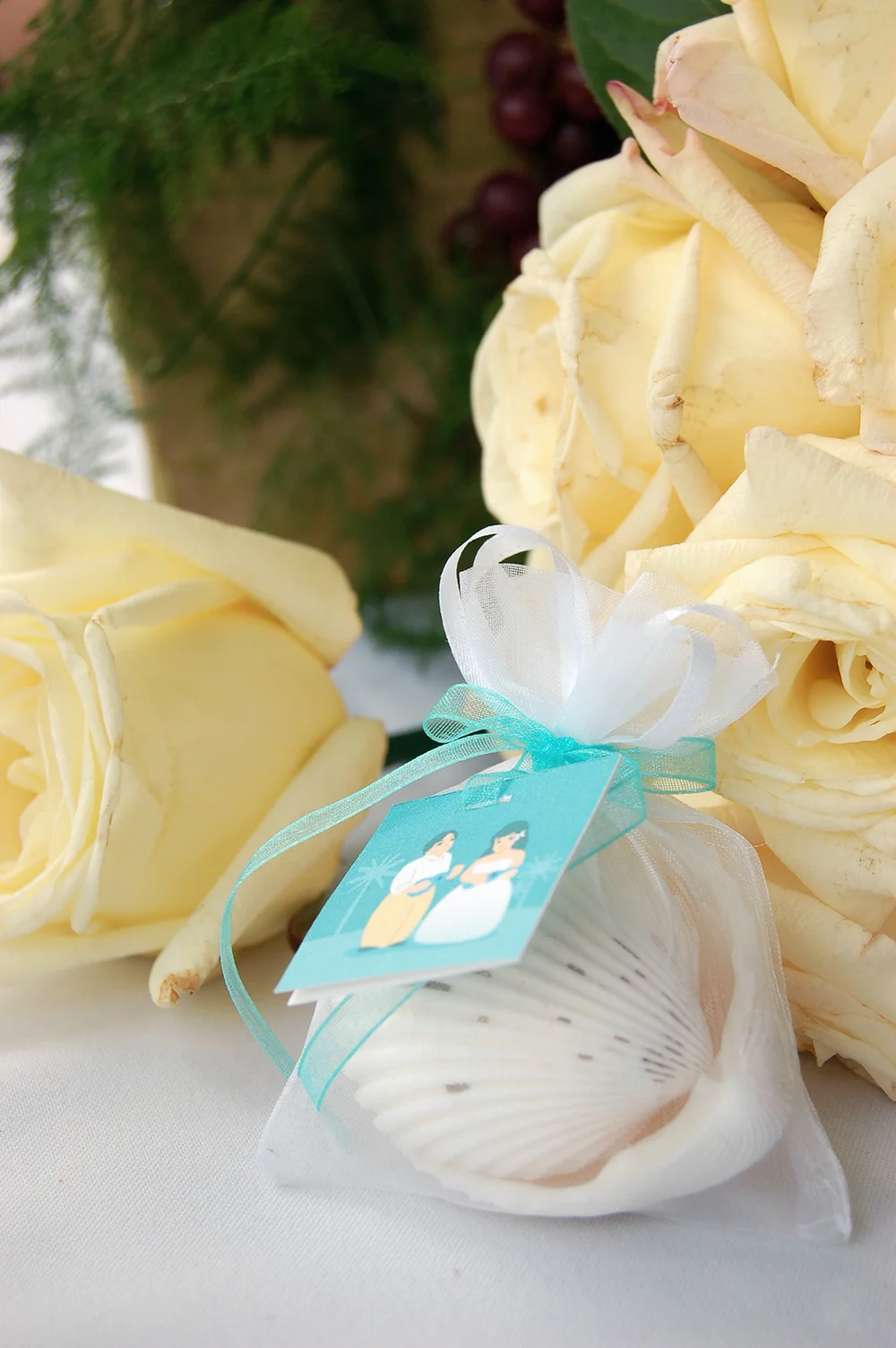 Thank you tag on wedding favor