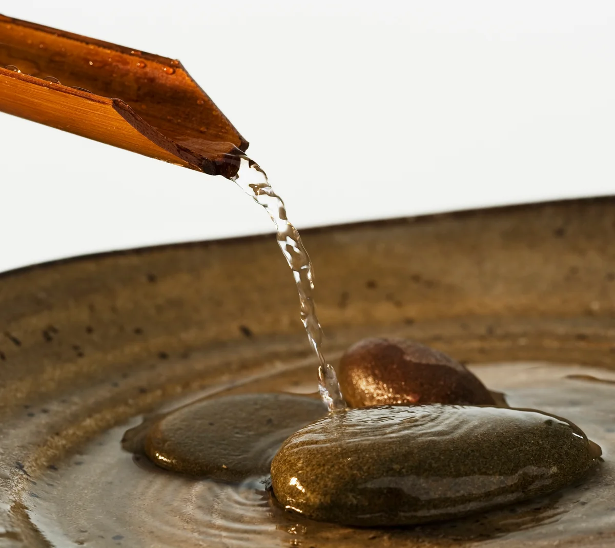 Water fountain with stones