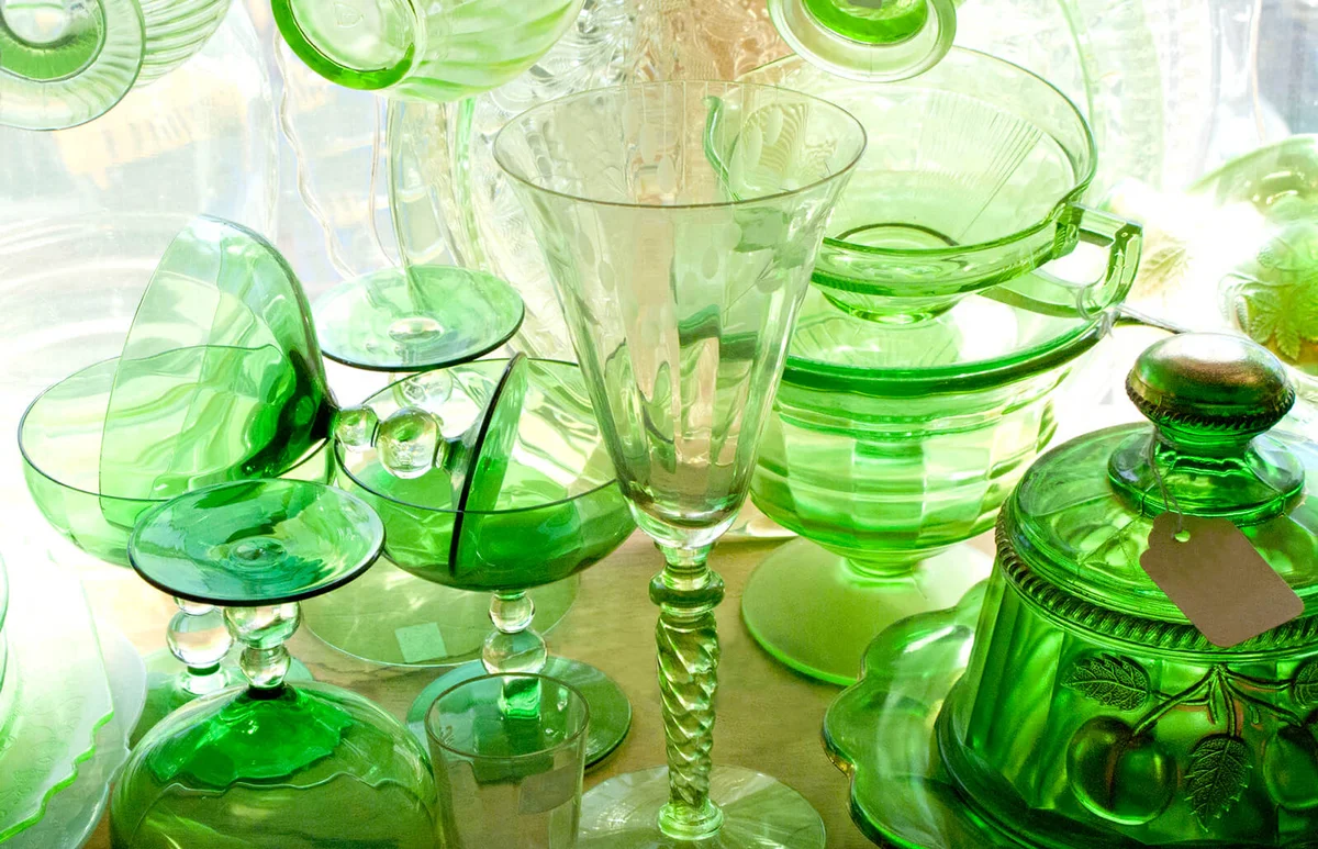 Colorful old glassware in an antique shop