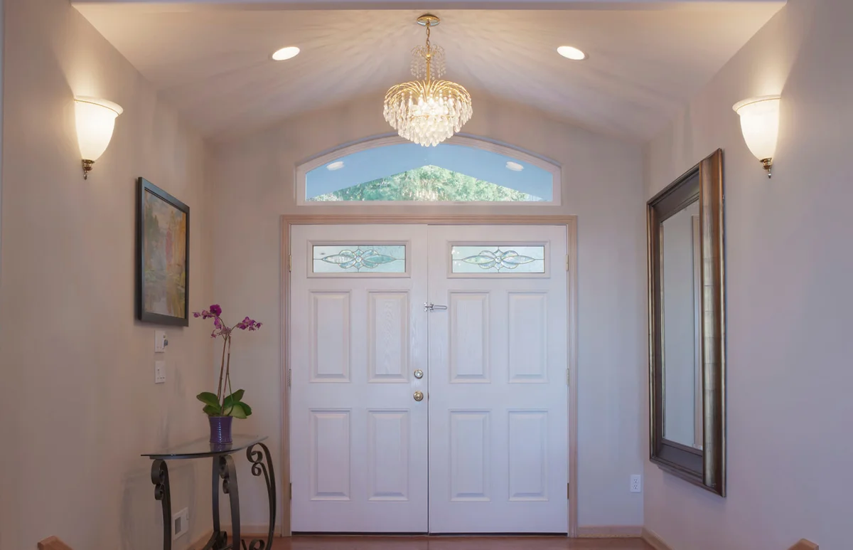 Doorway and steps in foyer