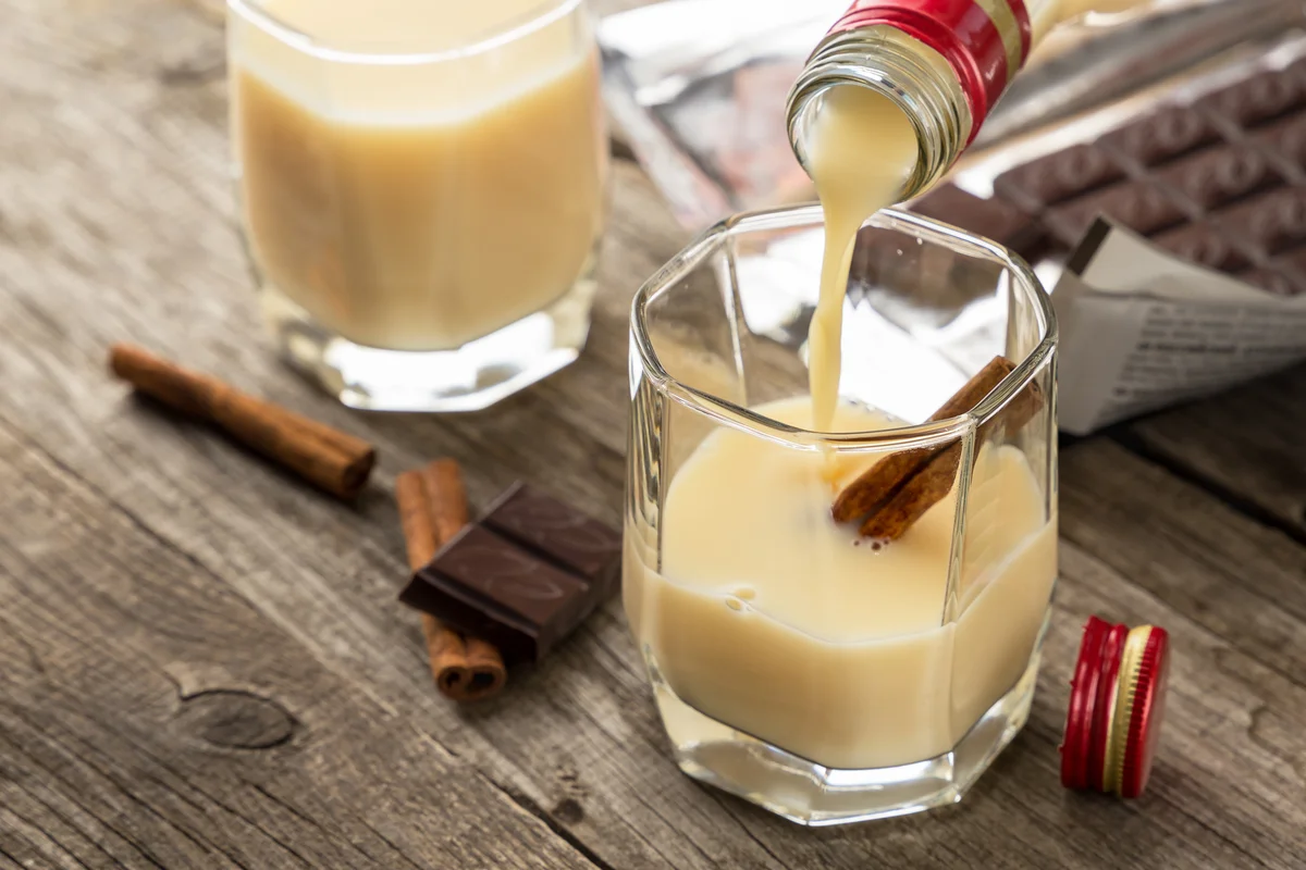 Irish cream and schnapps cocktails