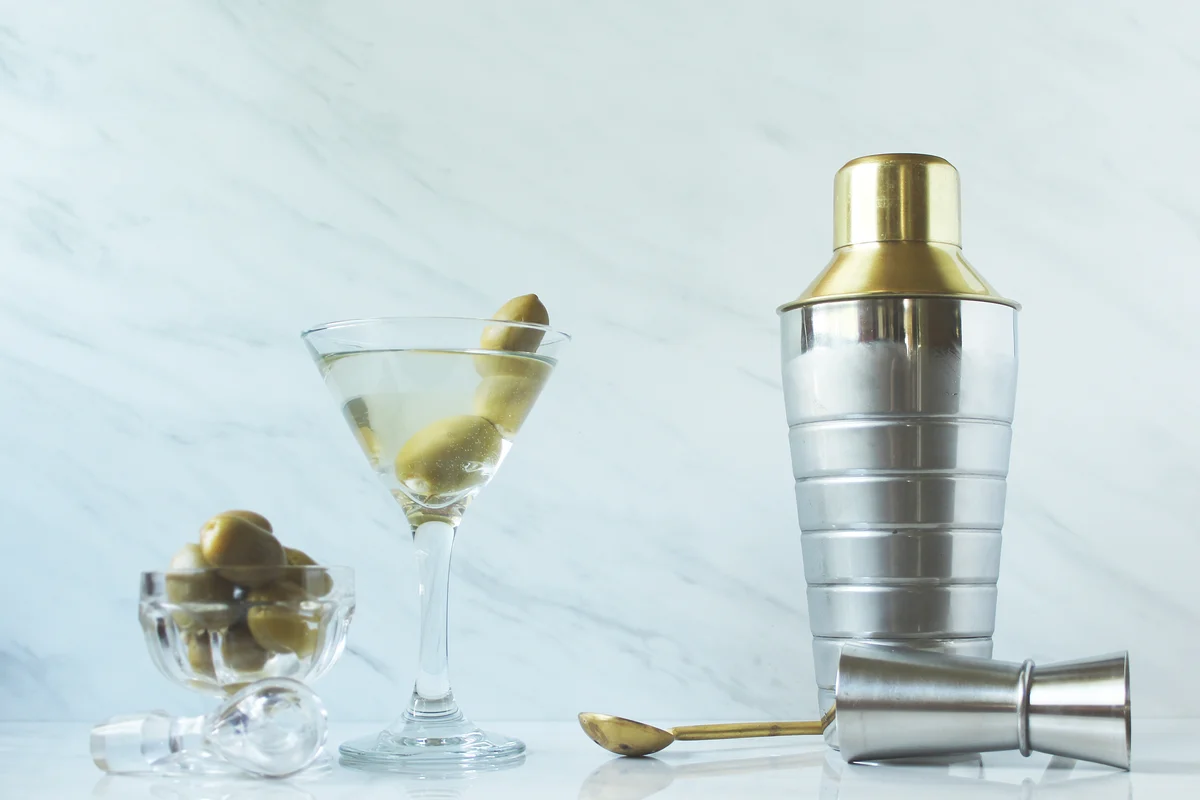 Dirty martini ingredients