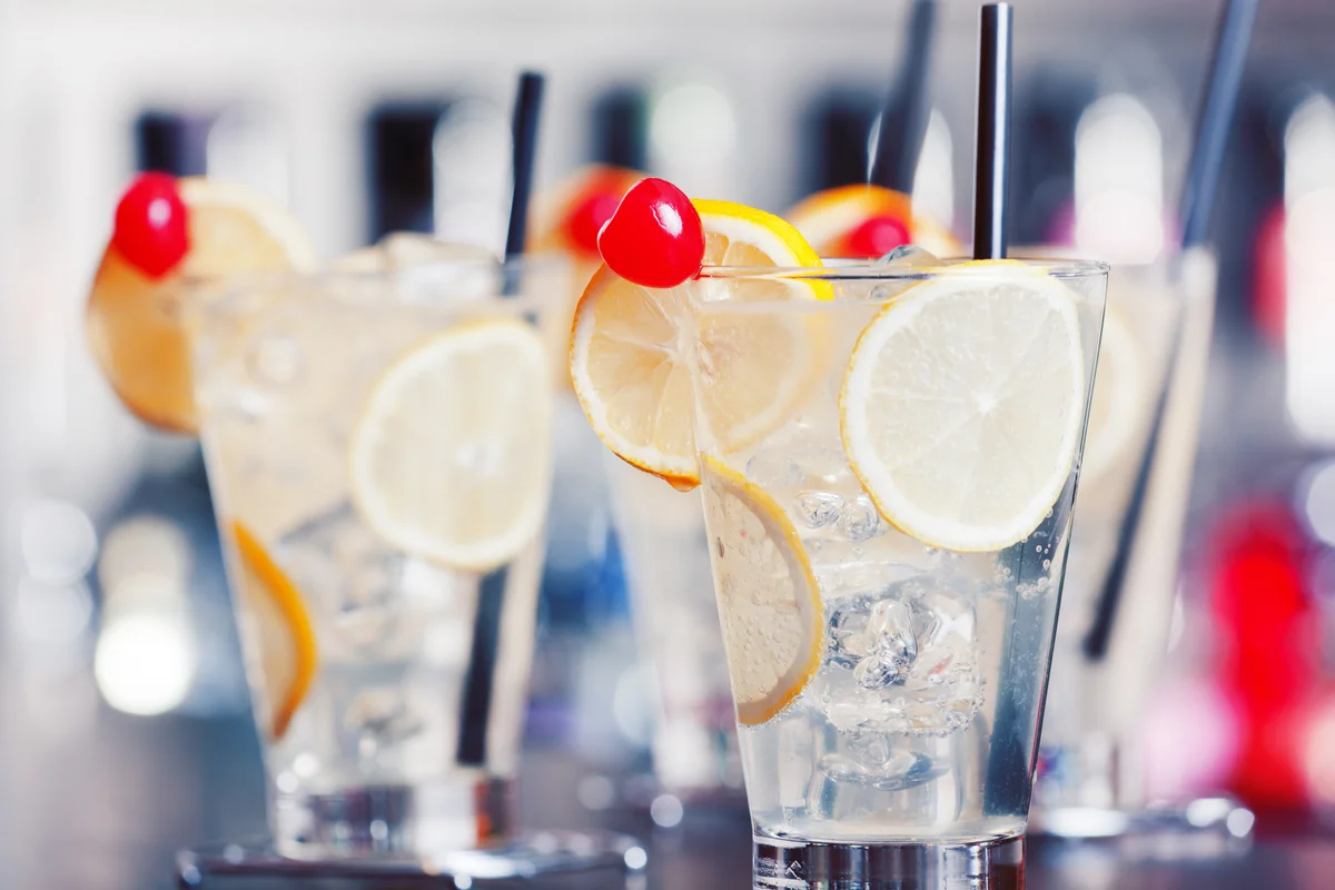 Fizz mixed drink