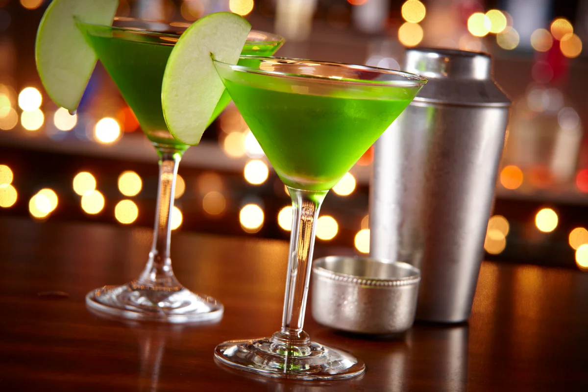 Apple pucker Jolly Rancher martini