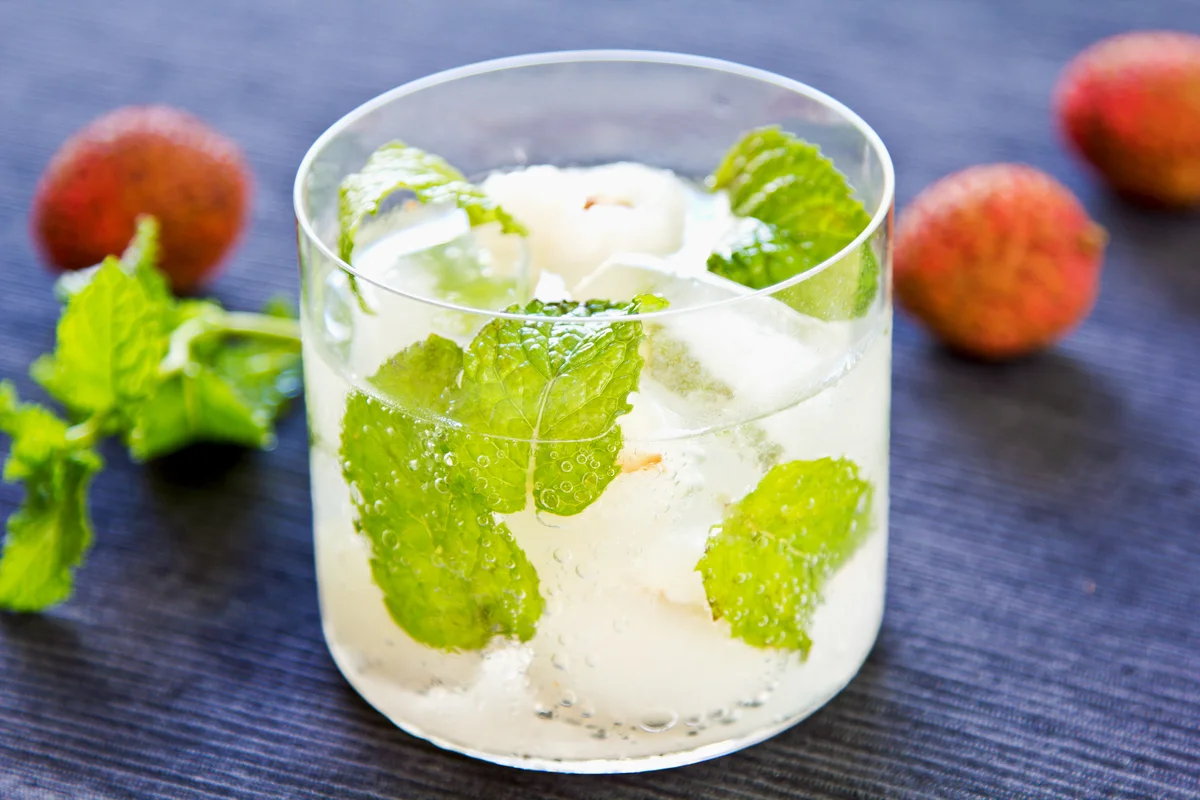 Lychee mojito