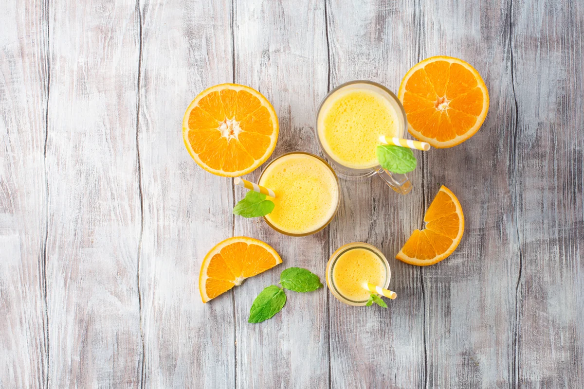 Orange vanilla smoothies