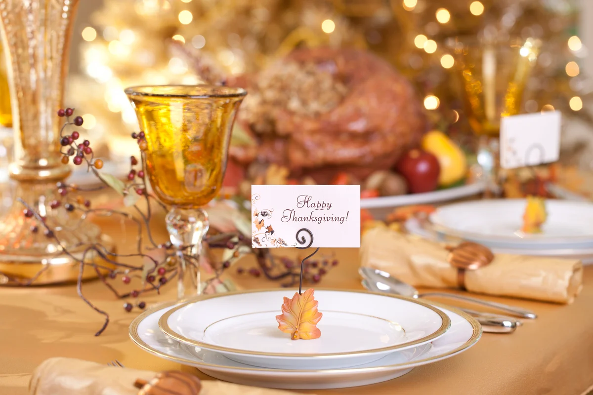 Autumn dining table setting