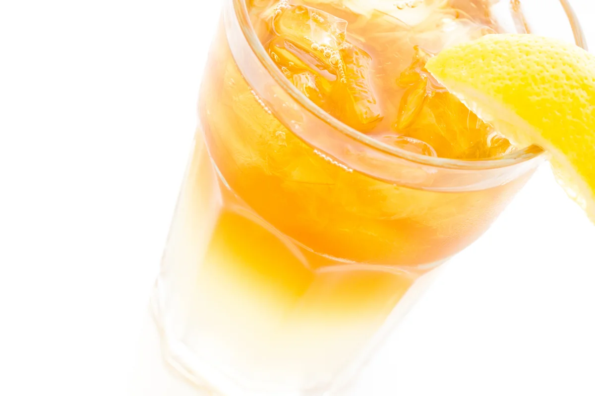 Boozy Arnold Palmer cocktail