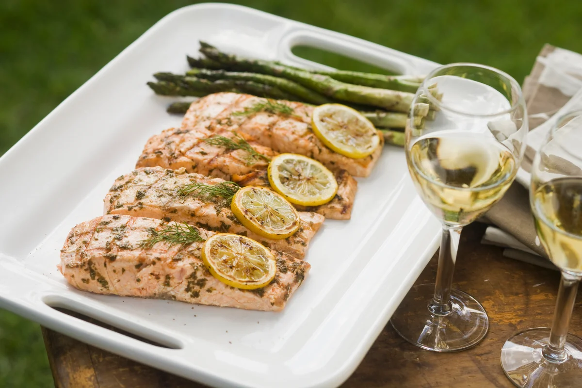 Lemon herb salmon with Sauvignon Blanc