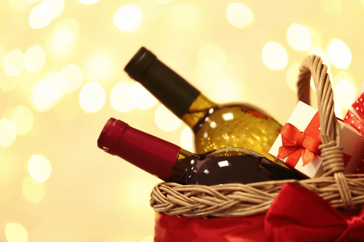 Wine gift basket