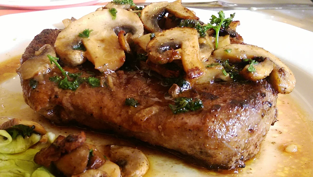 Mushroom topped steak